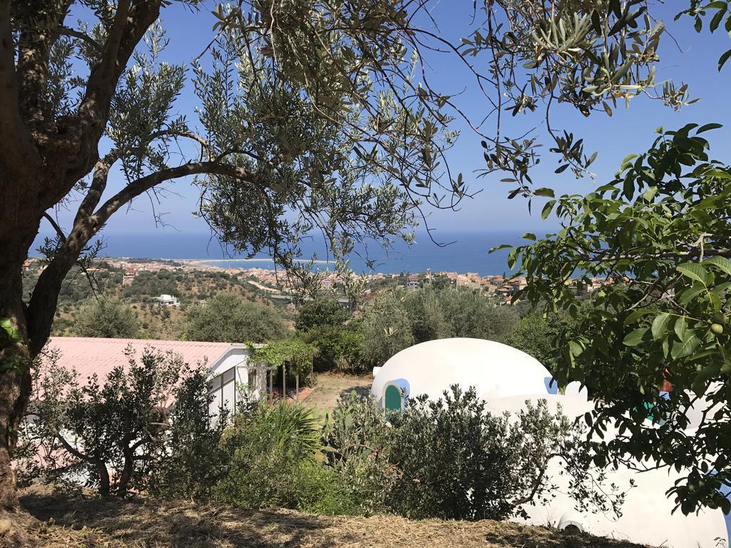 Gasthaus Giardino Di Sicilia SantʼAgata di Militello Exterior foto