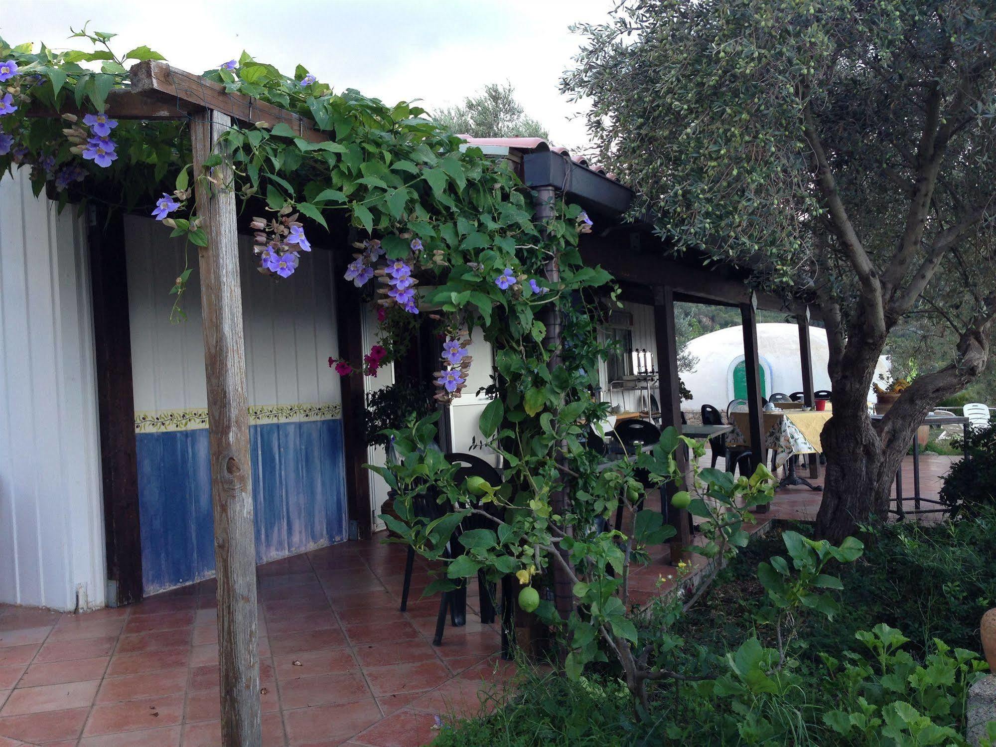 Gasthaus Giardino Di Sicilia SantʼAgata di Militello Exterior foto